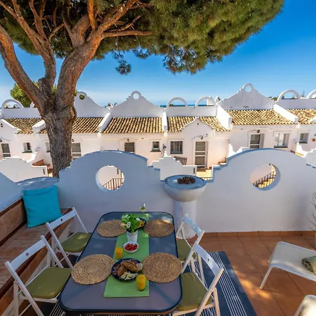 Sunny 2br In With 3 Pools, Restaurant, Gym And Playground Apartment *