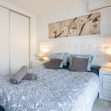 Sunny 2br In With 3 Pools, Restaurant, Gym And Playground Apartment *