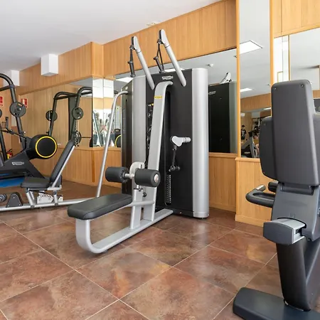 Apartment Sunny 2br In With 3 Pools, Restaurant, Gym And Playground